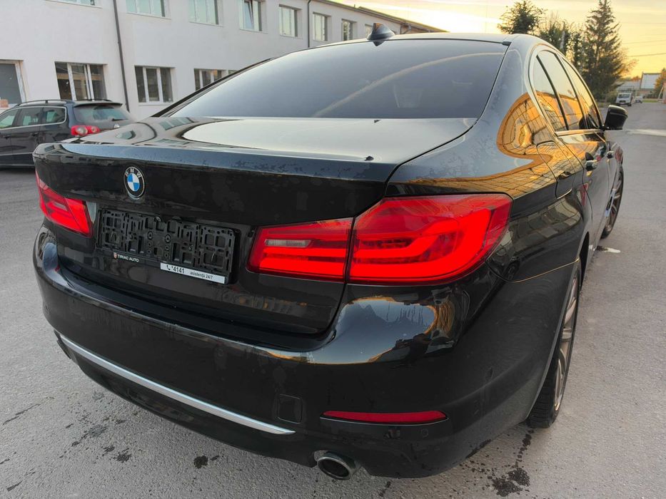 BMW 530i Xdrive avariat