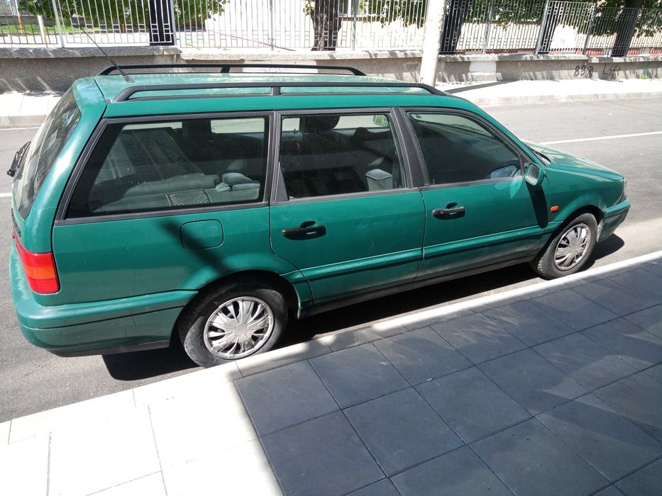 Фолксваген Пасат Б4 комби 1.8 90 к.с.