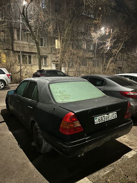 продам мерс с180