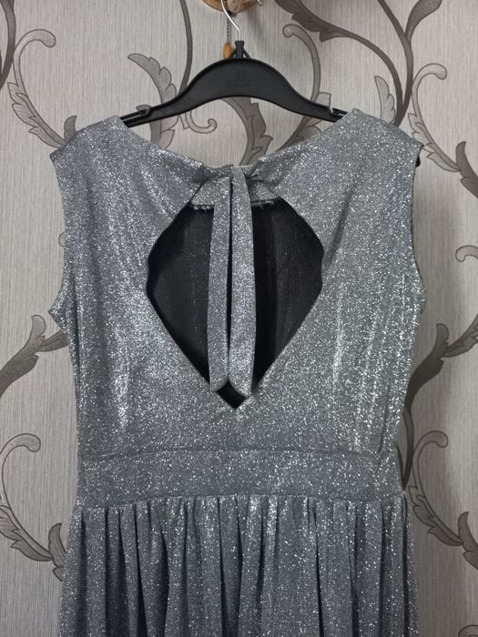 Каждая по 50 000сум