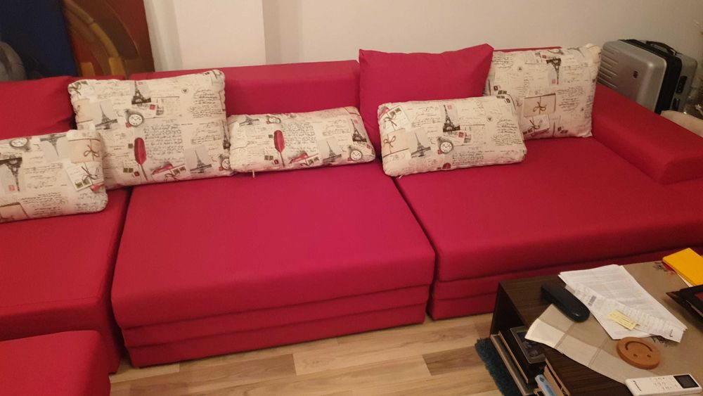 Colțar modular de Russavitar5 corpuri rosu,stare excelenta.