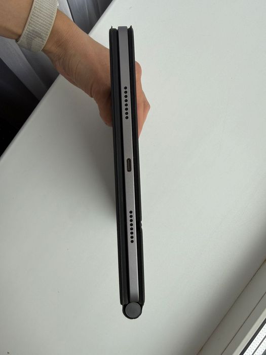 Ipad pro 11 m2 2022 + magic keyboard (оригинал