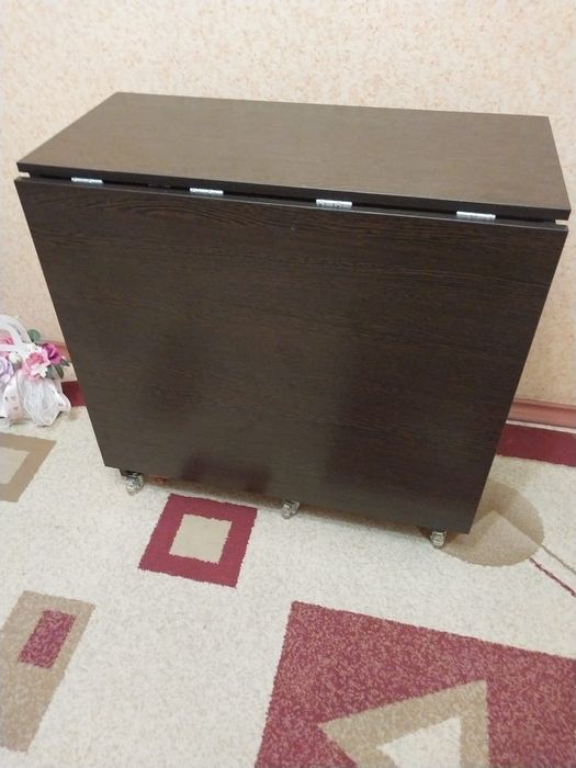 Продам стол раскладной книжка