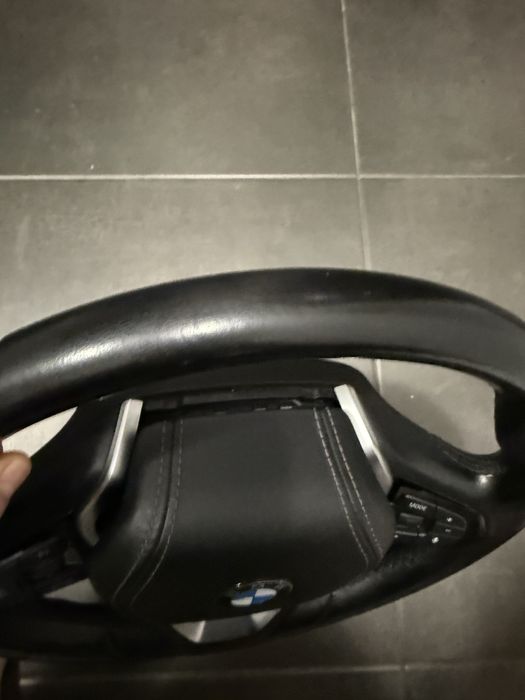 Волан с еърбег airbag BMW G30 G20 G01