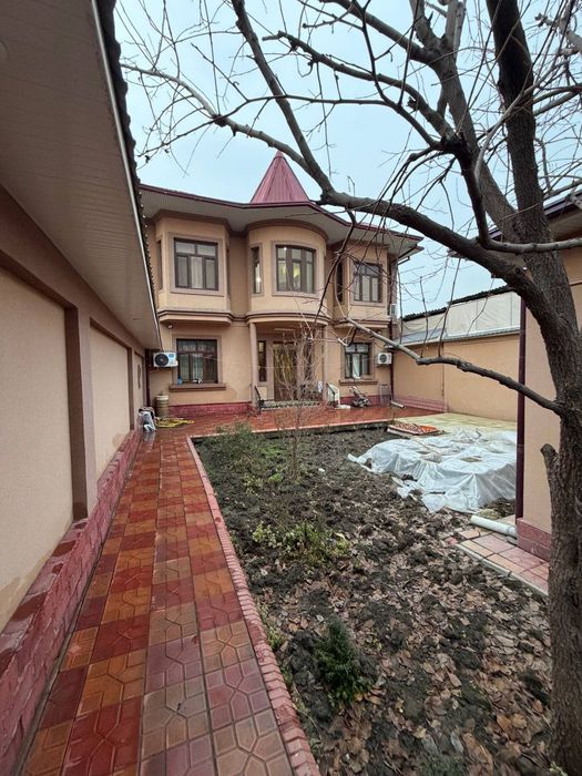 Продаётся дом в Янгихаетском районе.