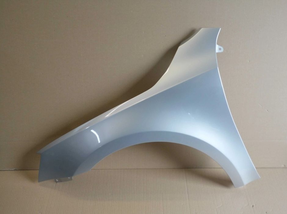 Aripa stanga fata NOUA vopsita gri LA7W Skoda Octavia 3 2013 - 2017