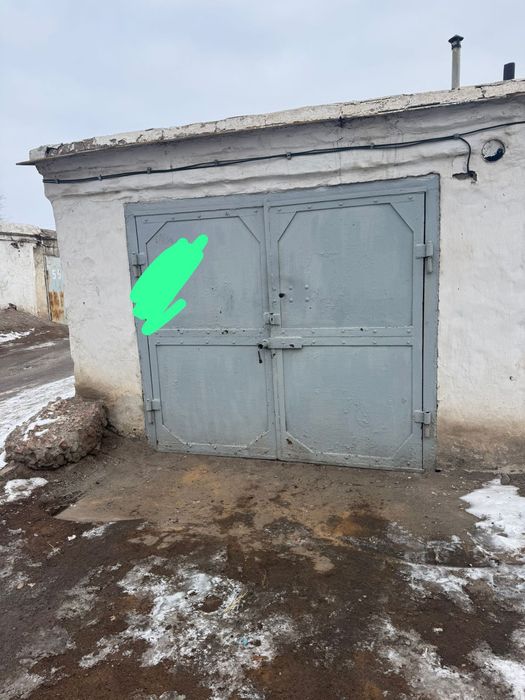 Продам гараж на 2 мкр