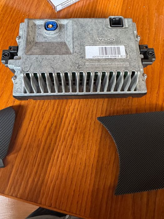 Вградения дисплей за Мерцедес C-class W204