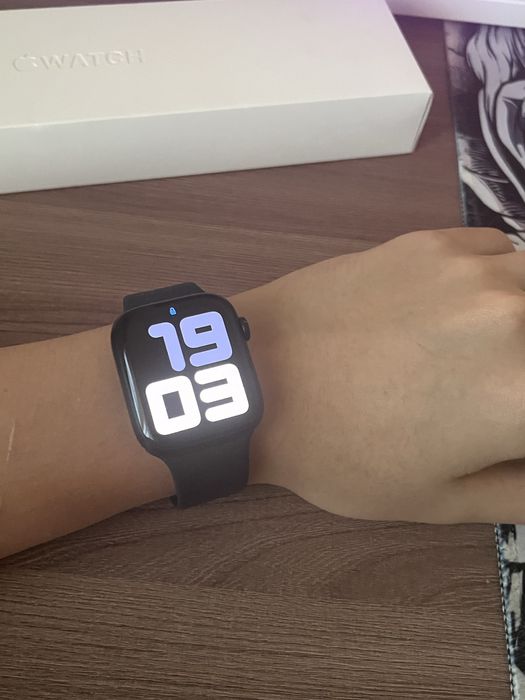 Apple Watch 8 45mm, смарт часы