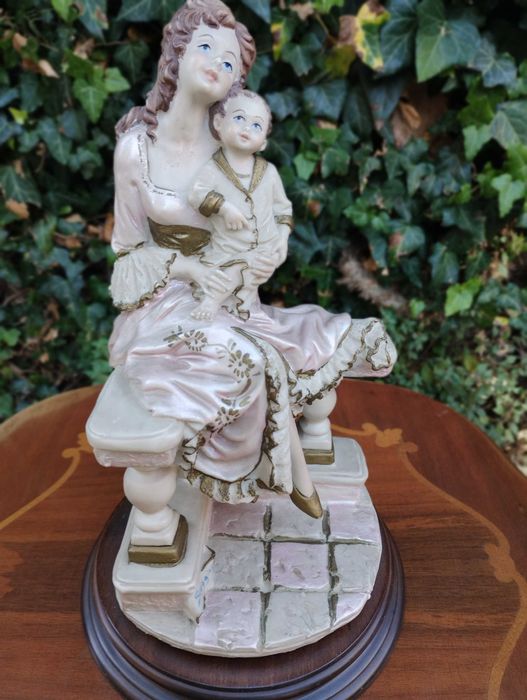 2 порцеланови статуетки - Capodimonte