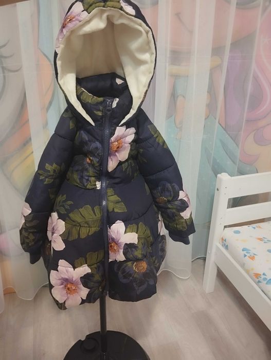 Продам куртки осень