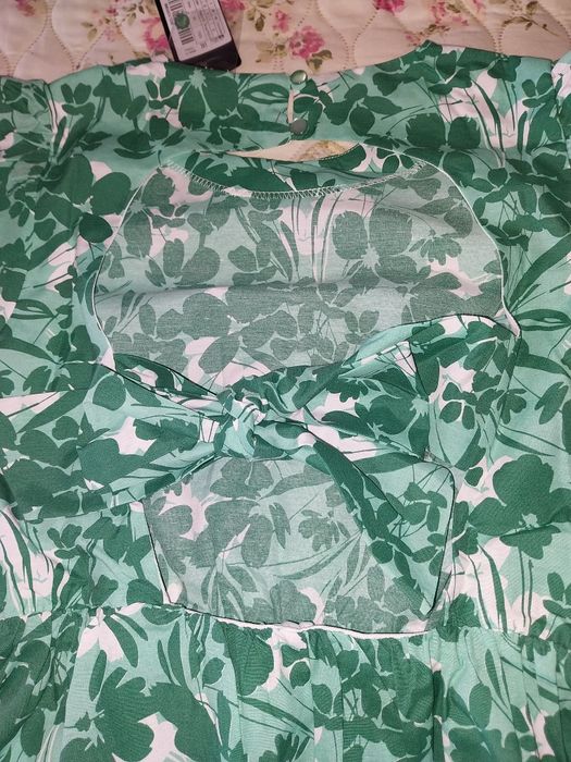 Нова кокетна дамска рокля намаление