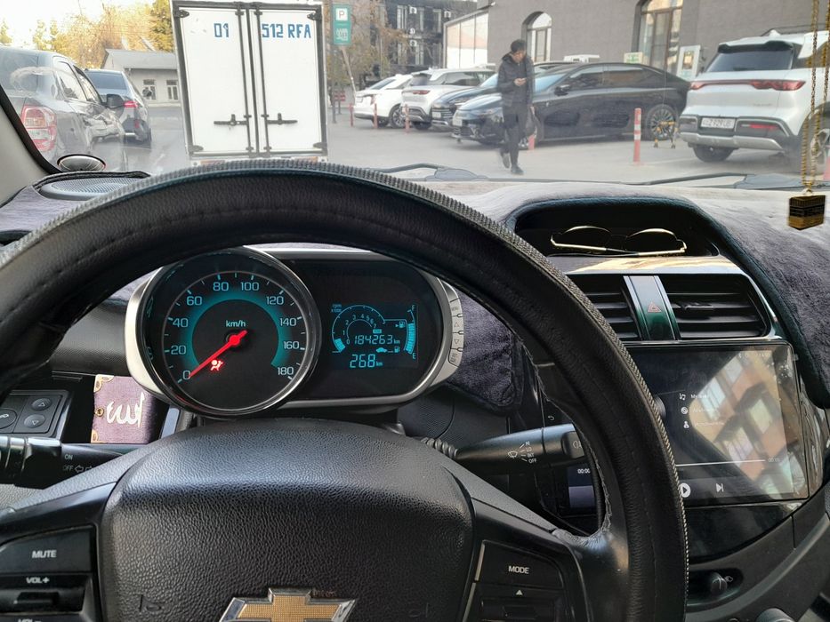 Spark sotiladi aftamat