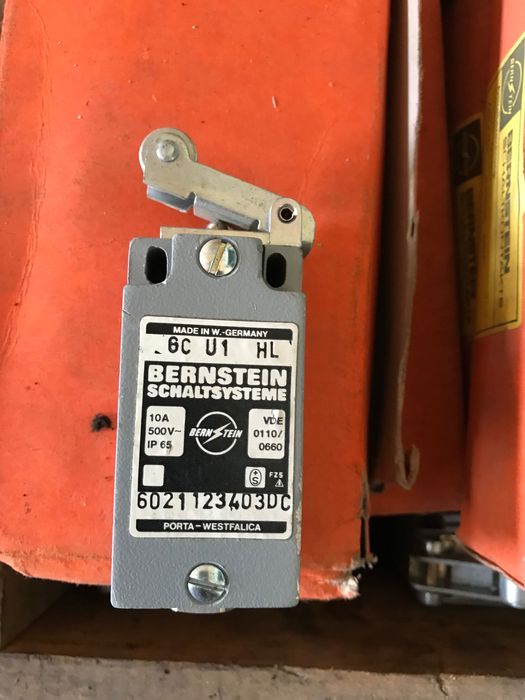 Краен изключвател  немски и японски