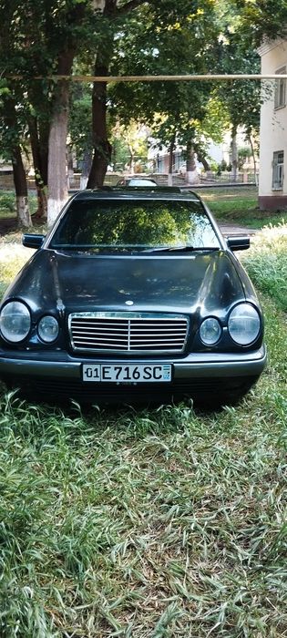 Mersadez-benz W210