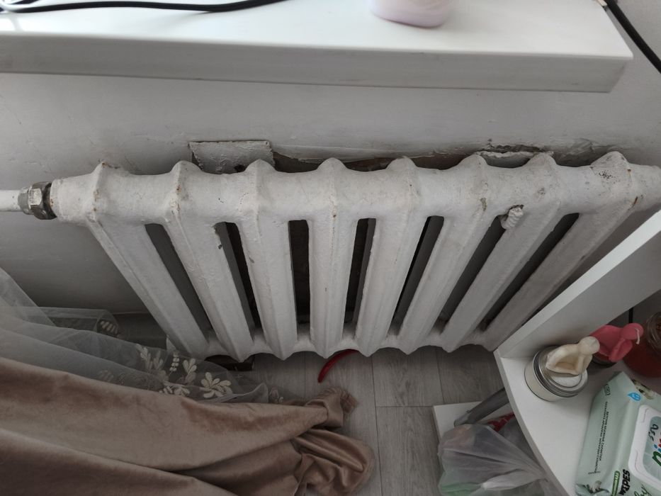 Продам чугунные батареи