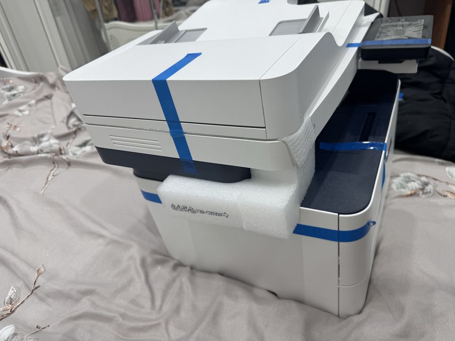 Принтер продам новый