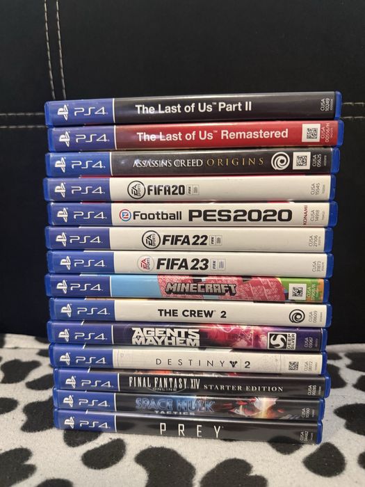 PS4 Slim 500GB с 2 контролера