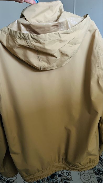 Продается ветровка Timberland