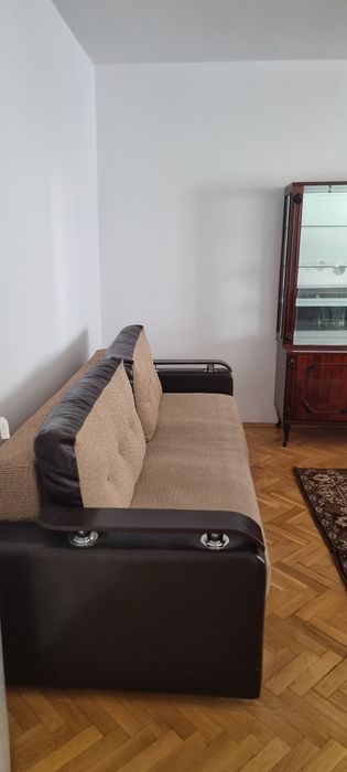 Inchiriez apartament 3 camere