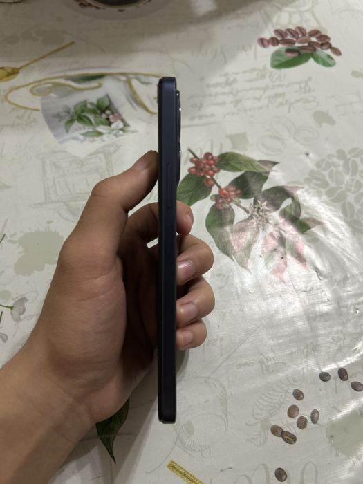 Продам телефон Vivo Y35 Б/У