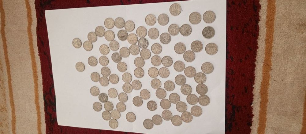 Antikvariyat SSSR Tangalar toplami