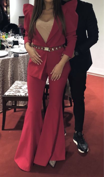 Costum rosu tgh (nu loulou andreea veneciuc nadare