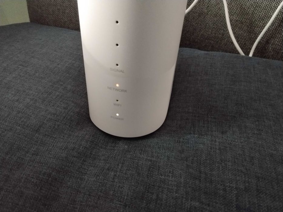 последен модел 5Gрутер за мобилен интернет за сим  карти на Иетел