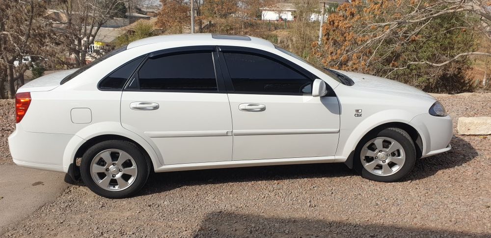 продам жентра белая 2023 декабрь 3 позиция,автомат люк