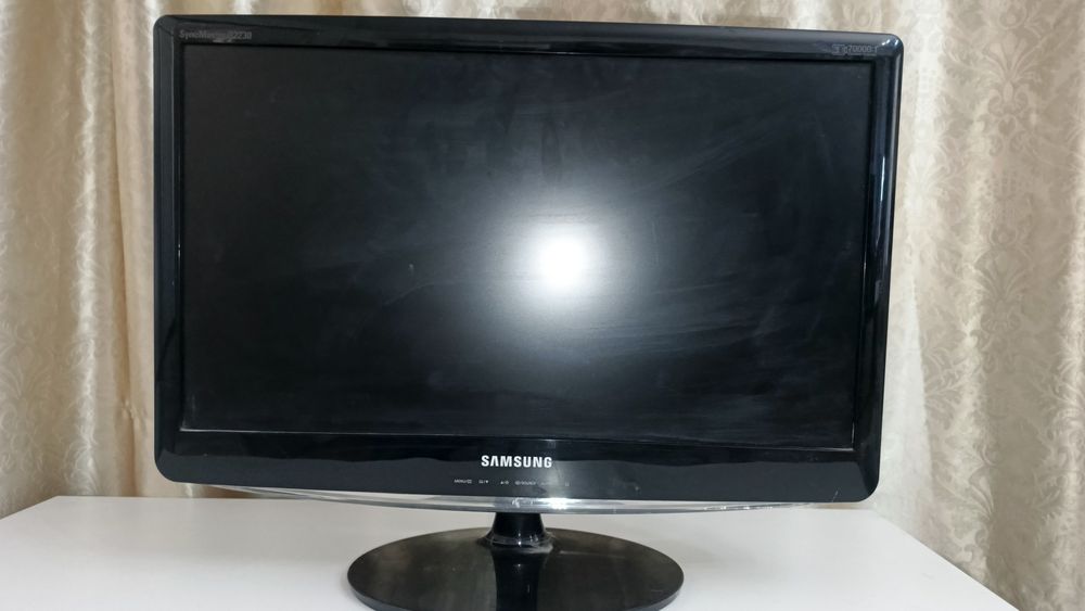 продам манитор Samsung