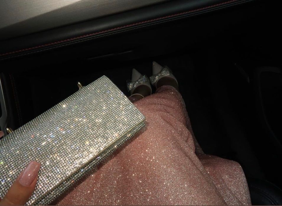 Вечернее платье с блестками, надевала 1 раз