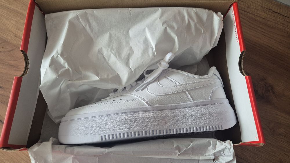 NIKE  W Court Vision Alt