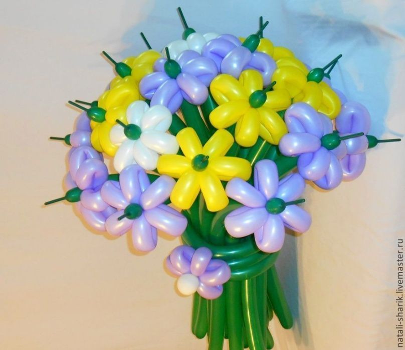 букет цветов в подарок