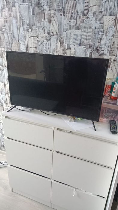 Продам телевизор 20 000