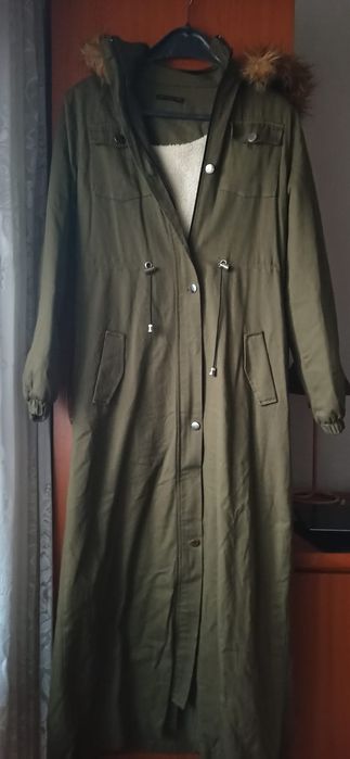 Pardesiu lung îmblănita M,bust 80,lungime 1.30, fără defecte