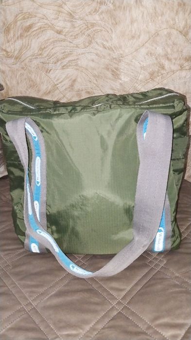 Продаётся сумка из плащевки.  Вместительная