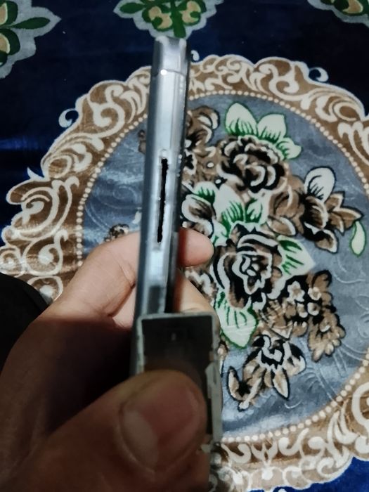 Redmi note 4  32 xotira xamma joyi ishlaydi kelishiladi