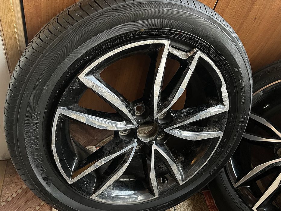 Camry exclusive 55 Диски с шинами б/у