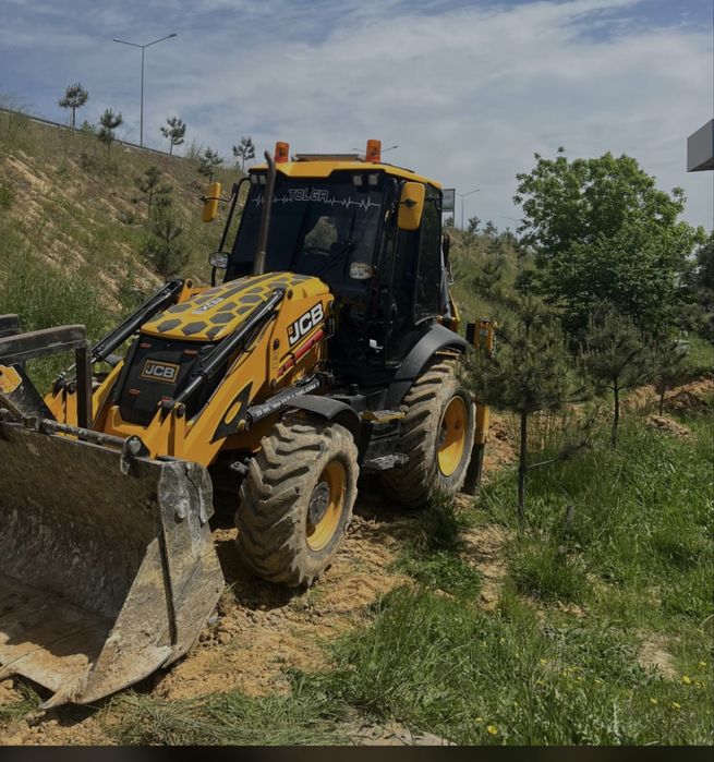 Эксковатор погрузчик