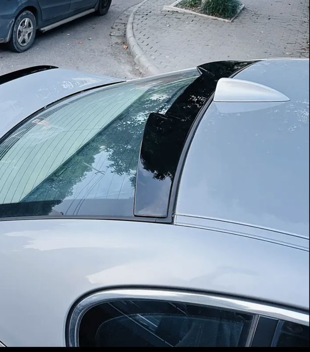 Eleron Luneta BMW e60 High M4 style
