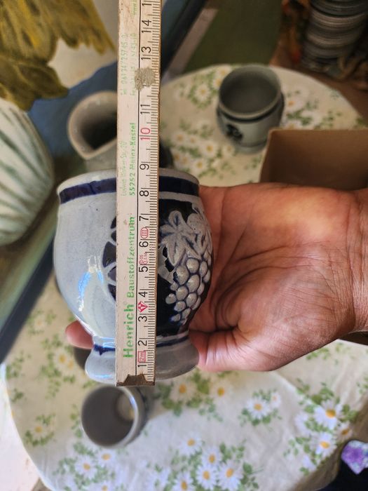 Сервиз за вино от 1992 г