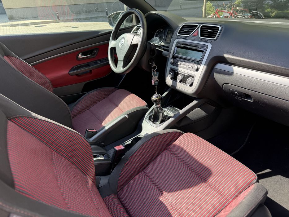 Volkswagen Eos 2010 • 1.4 TSI 122 CP • 165.000 km • Cabrio