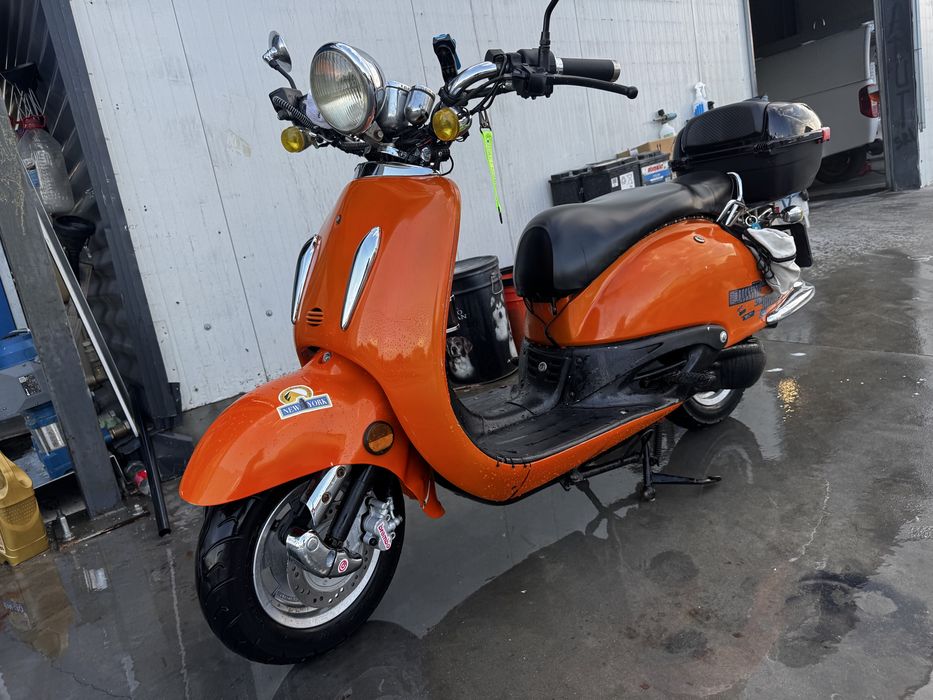 Scuter retro gy6 50km/h