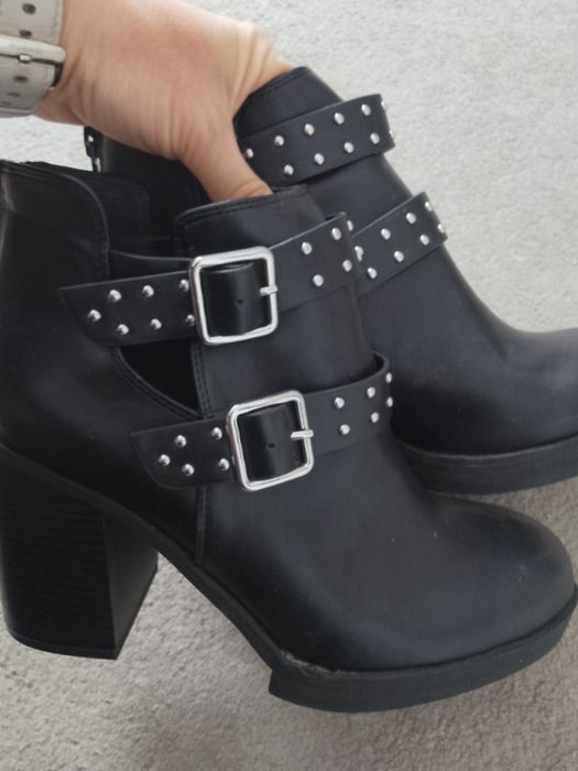 Дамски боти размер 38