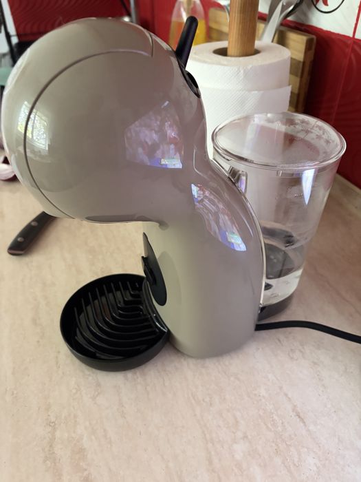 Aparat cafea Nescafe Dolce Gusto