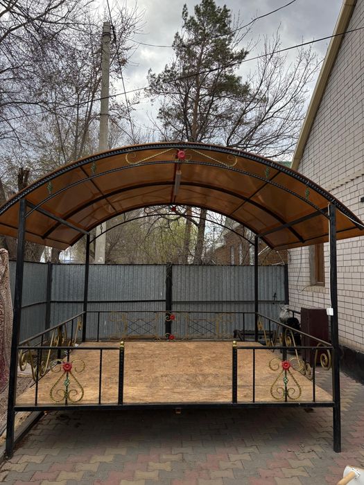 Беседка для частного двора,новый