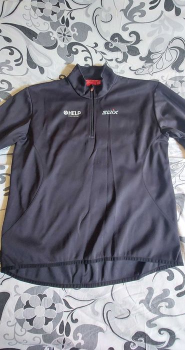 Поларен елек Salewa и блуза Swix