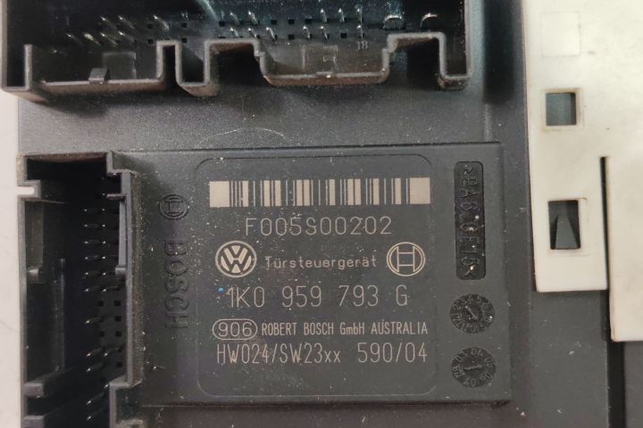 Motoras macara geam  fata stanga 1K0959701K/1K0959793G Volkswagen VW