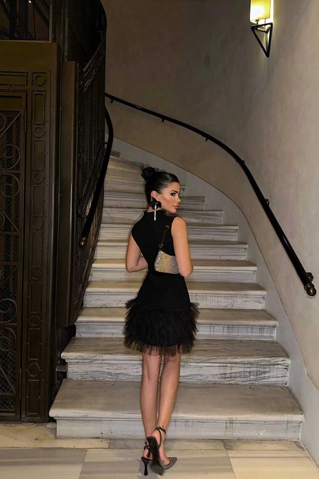 Черна къса кокетна рокля