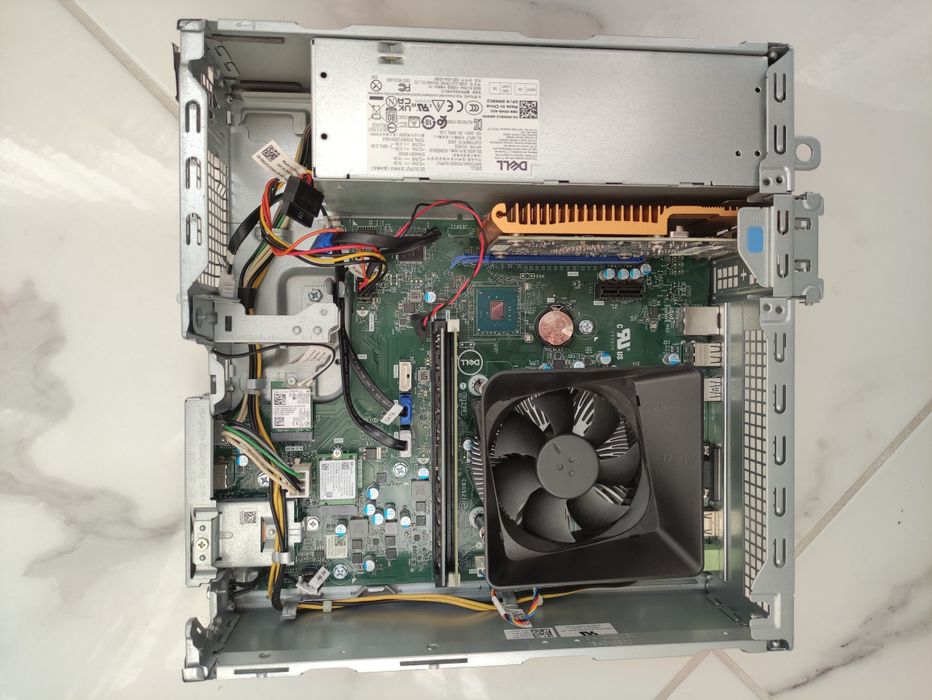 Компютър Dell Vostro 3681